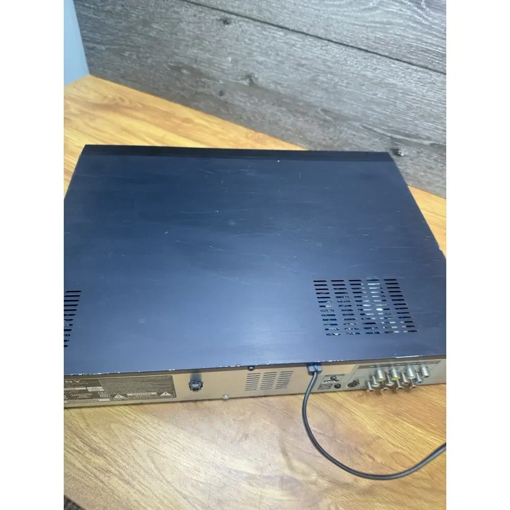 Sony RDR-VX535 DVD / VCR Combo Player Recorder 1080p HDMI Upscale With Remote